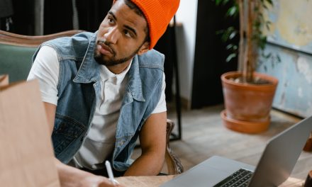 Pourquoi les entreprises ont changé leur façon de travailler avec les indépendants et ce que cela implique pour 2026